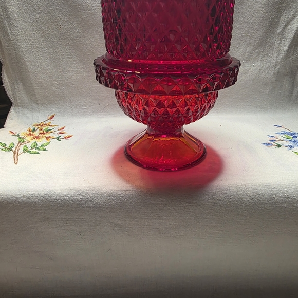 Ruby Red Diamond Point Fairy Lamp, Or A "Glimmer" lamp, produced By Viking Glass - Picture 3 of 12